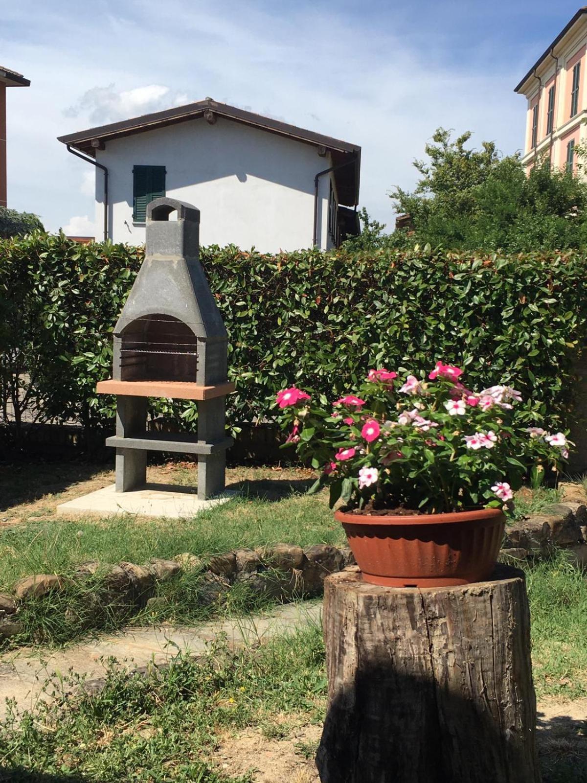 Casa Gatti: Villa Con Giardino Con Accesso Indipendente Rivanazzano Terme Exteriör bild
